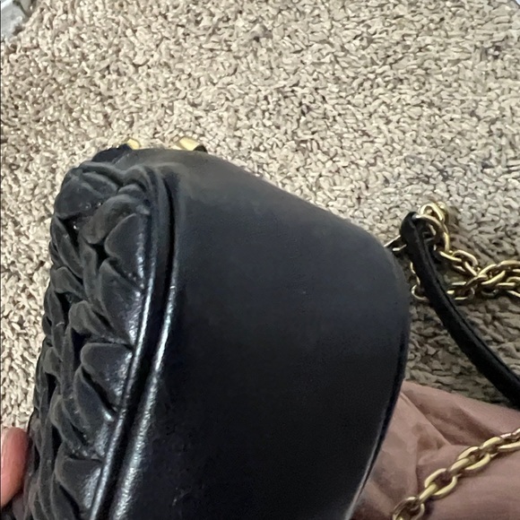 3284 Miu Miu Black Quilted Leather Crossbody Bag - Picture 6 of 13